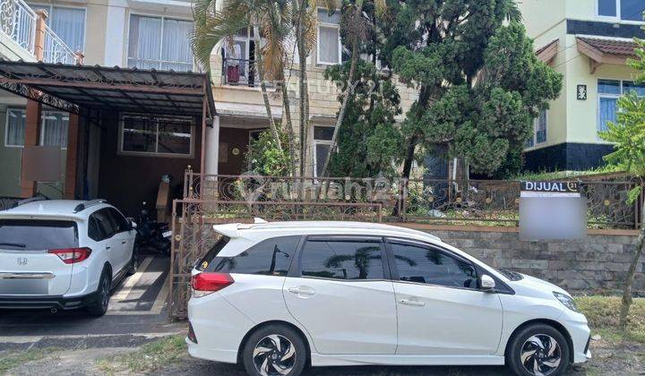 Hunian Bagus Sekali 2 Lantai Palm Hills Estate 1