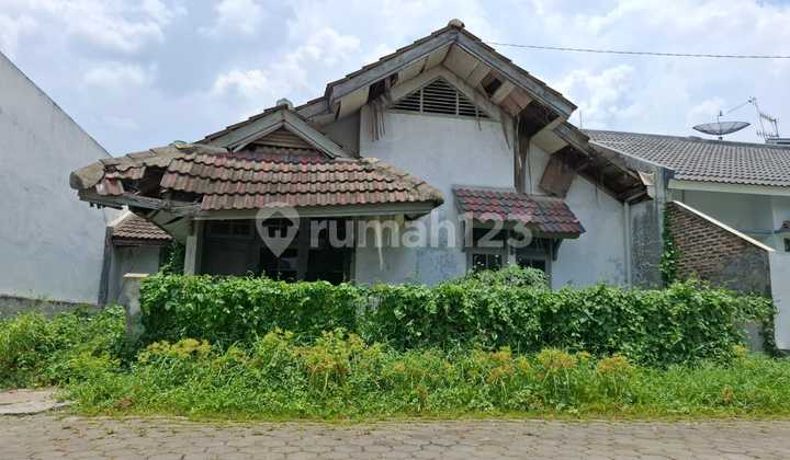 Tanah dan Bangunan Tua Pondok Cilegon Indah