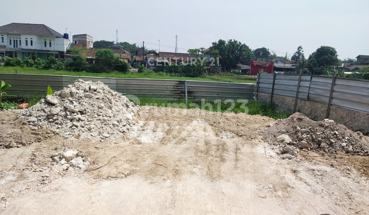 Main Road Land, Old Banten Unyur, Suitable for Business.