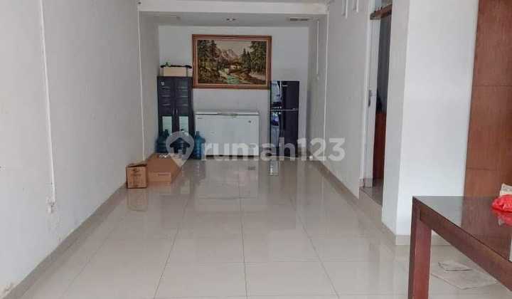 Hunian Bagus Palm Hills Estate Lotus Merah 2