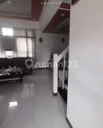 Villa 2 Lantai Pisita Anyer Furnished Nempel Pantai
