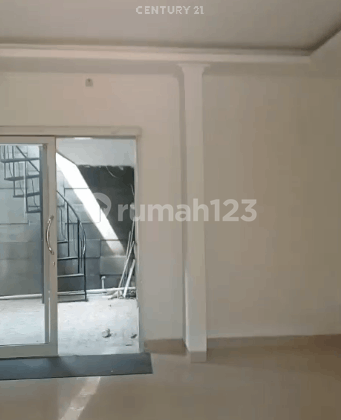 Hunian Bagus 2 Lantai Serang City Komplek Elit 2