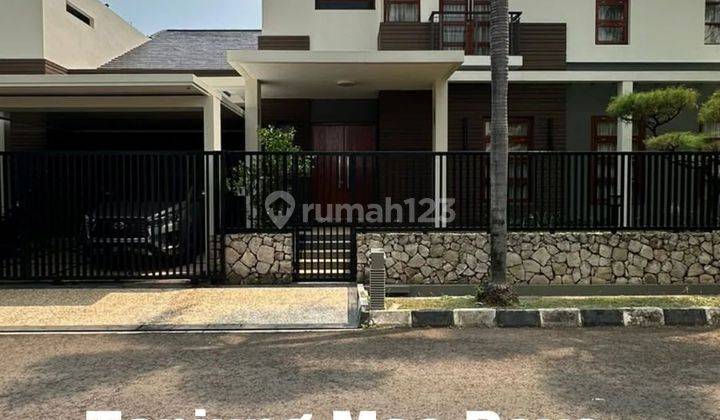 For Sale
rumah Mewah Siap Huni 
dalam Komplek, Jalan Lebar 1