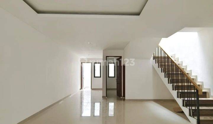 For Sale 
brand New House
minimalist Modern Design
dekat Bintaro
 2