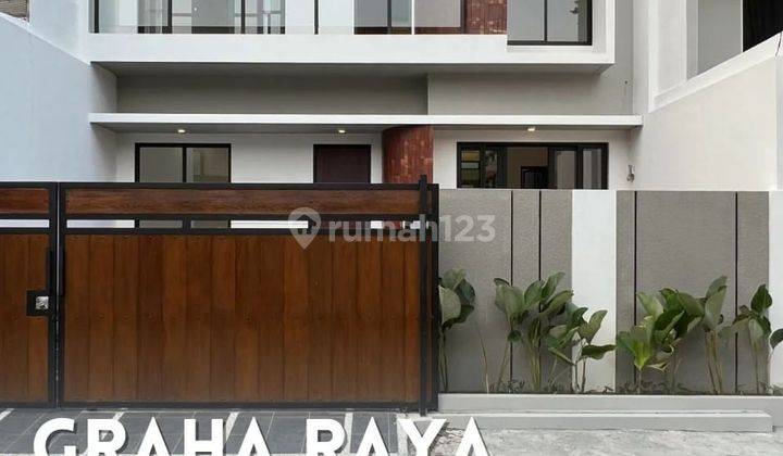 For Sale
brand New House
graha Raya Bintaro
tangerang Selatan
 1