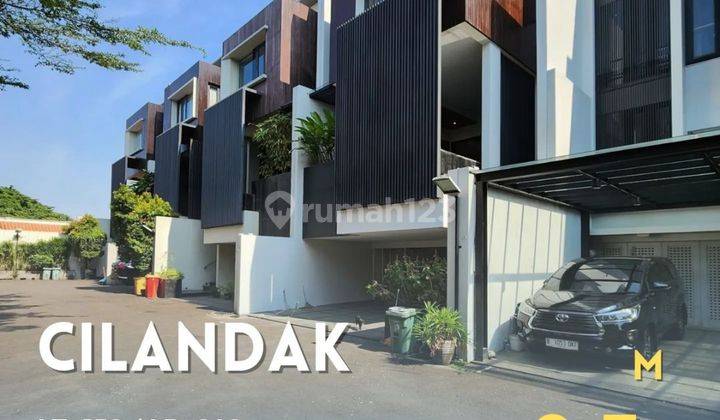 Rumah 3 Lantai Strategis Dalam Townhouse Cilandak- Belakang Citos 1