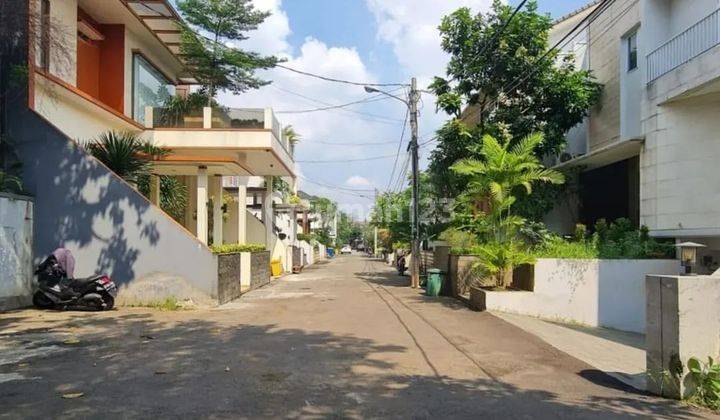 For sale  Rumah Modern dalam Town House Lebak Bulus 2