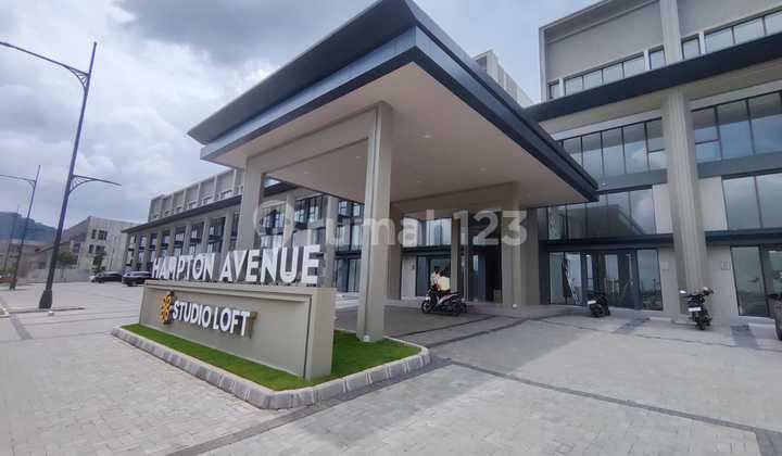 Ruko Hampton Avenue Studio Loft, Gading Serpong. Facing Boulevard Street. Ruko Hampton Avenue Studio Loft, Gading Serpong. Facing Boulevard Street.