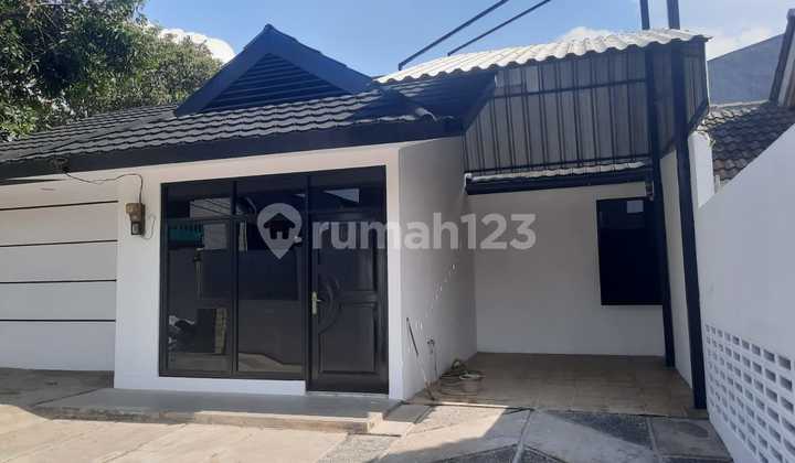 Hook House Griyaloka Bsd Area Near Rawa Buntu Station