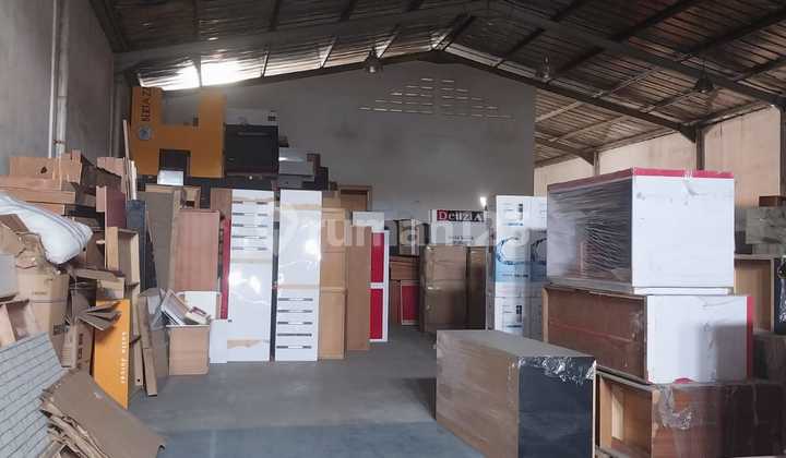 Gudang Daerah Bandara Mas Tangerang