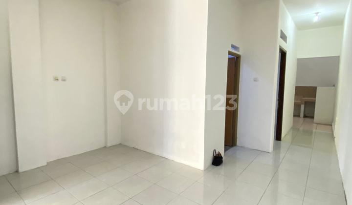 Rumah Griyaloka, Bsd City. Depan Pasar Modern Bsd