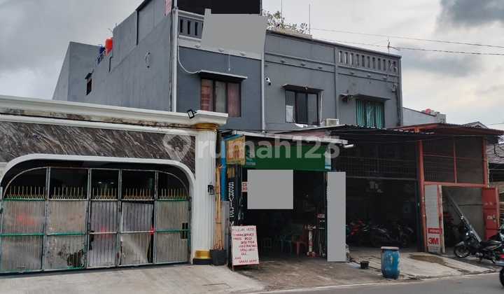 Hadap Jalan Ruko Cengkareng, Jakarta Barat. Lokasi Strategis