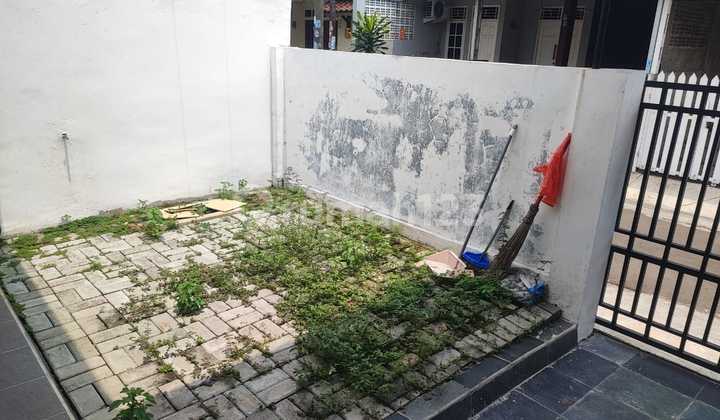 Rumah Griya Loka 1.6, Bsd City. Dekat Pasar Modern Bsd Rumah Griya Loka 1.6, Bsd City. Dekat Pasar Modern Bsd