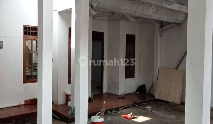 Rumah Tua Hitung Tanah Petukangan, Jaksel.Dekat Akses Tol Joglo 2