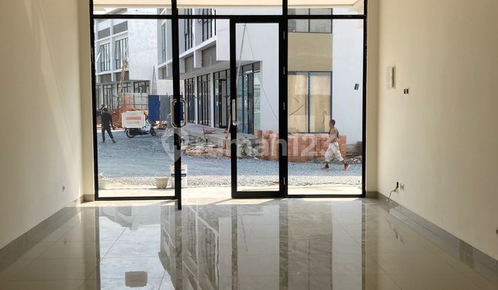 Collaborate 3 Shophouses Sorrento Grande East Close to Syafana School 2