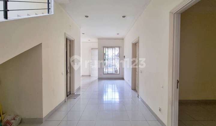 Rumah di Cluster Chrysocolla, Pondok Hijau Golf. Gading Serpong