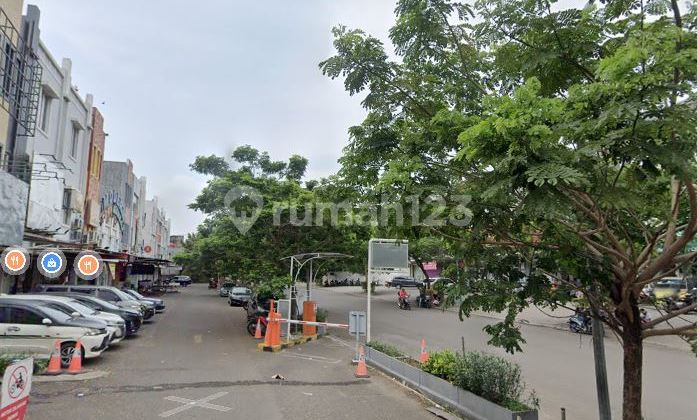 Facing Road Modern Town Market Ruko Modernland, Tangerang City 2