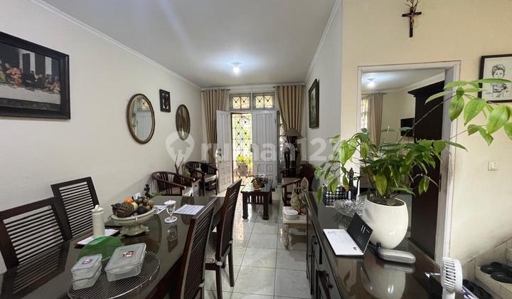 House in Sutera Asri, Alam Sutera. Strategic Location. 2