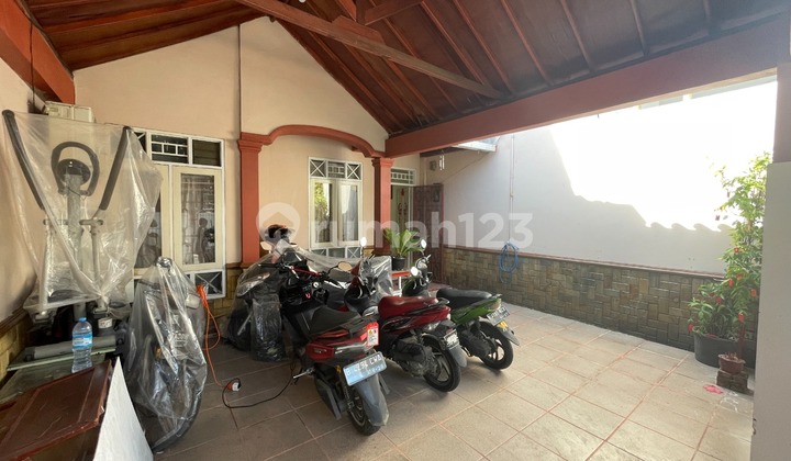 Rumah Anggrek Loka,graha Raya. Lokasi Strategis 2