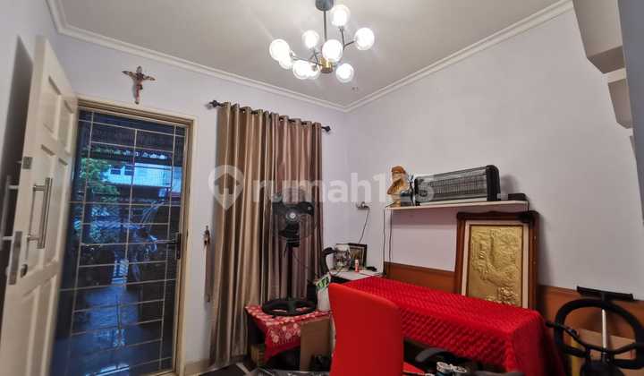  Rumah Rapi Siap Huni Sektor 1d Gading Serpong, Dekat Mall Sms 1