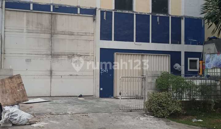 Tech Park Warehouse, BSD Tangerang. Close to Toll Access Tech Park Warehouse, BSD Tangerang. Close to Toll Access