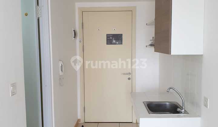 Mtown Summarecon Serpong Apartment, Across from SMS Mall