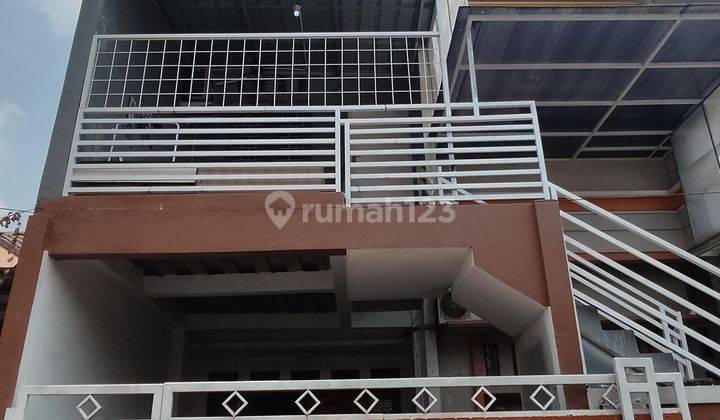 Rumah 2 lantai bonus profit bulanan dekat stasiun LRT Cikunir  2