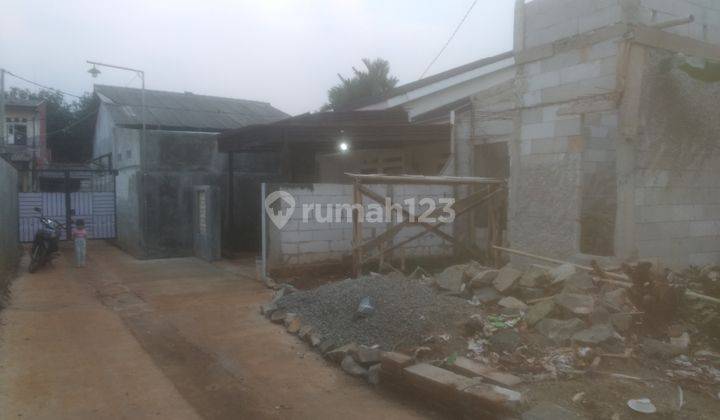 RUMAH MODERN MINIMALIS LOKASI STRATEGIS DEKAT PLAZA PONDOK GEDE
