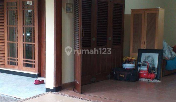 Rumah Exclusive 2 Lantai Lokasi Strategis Dekat Exit Tol Cibubur 2