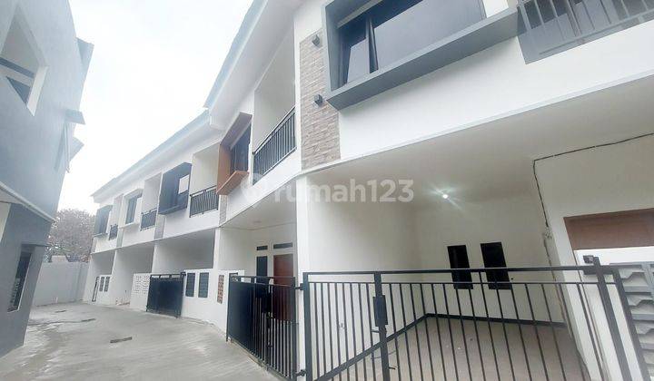 Rumah Exclusive 2 Lantai Cluster Bintara Dekat Stasiun Cakung 2