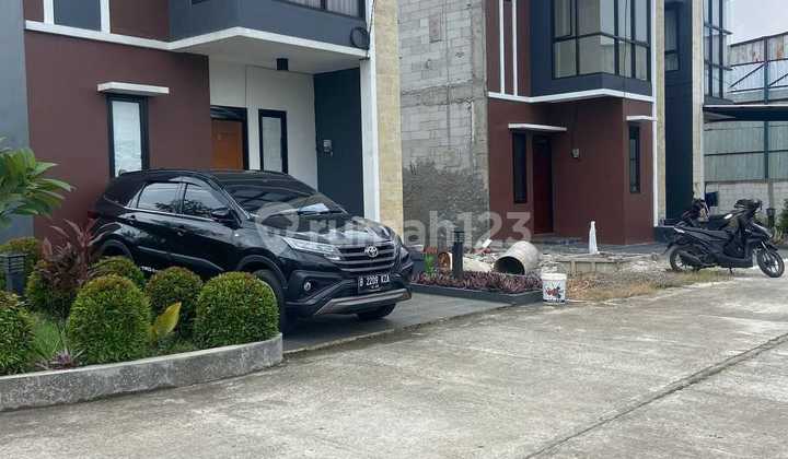 Rumah Modern Di Pekayon - Dekat Mall & Sekolah Favorit