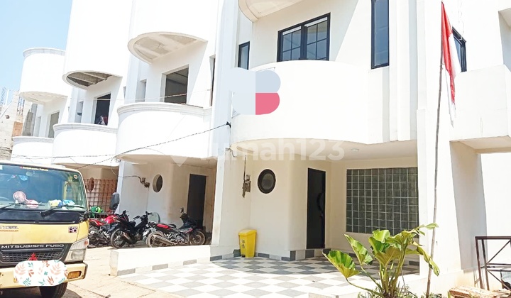 Rumah Mewah Cluster Eksklusif Pondok Kelapa Jakarta Timur 2