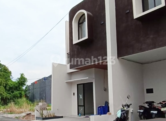 Rumah Strategis Lubang Buaya 750 Juta , Ready Stok! 2