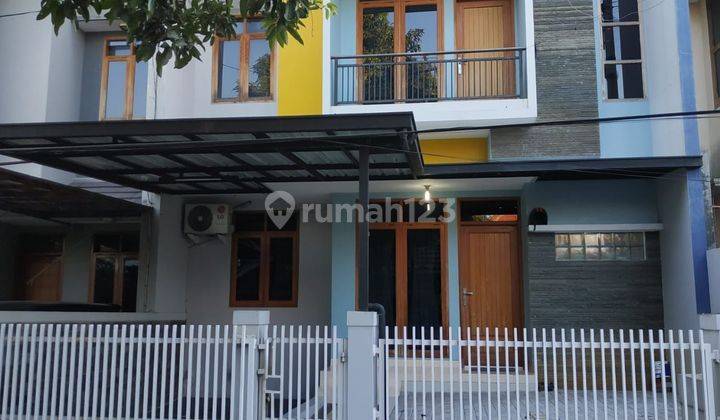 Rumah di Komplek ujungberung indah Sudah Renovasi 2 Lantai SHM 1