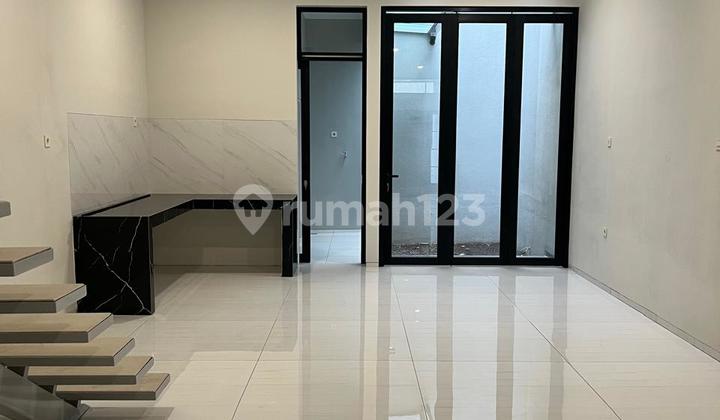 New House In Central Bandung, Bkr Wing, Sriwijaya Twin 2