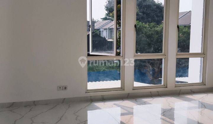 Rumah Cantik di ALAM SUTERA FERONIA 2 Lantai SHM Bagus 2