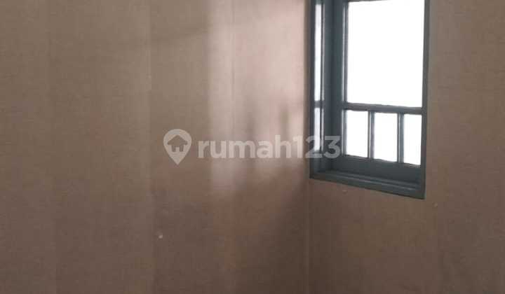 Sewa Rumah Citra Garden 2 Boulevard Jakbar 200M2 2