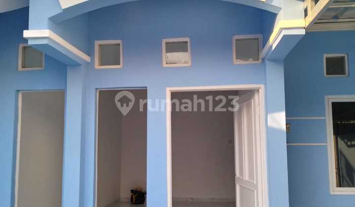 Sell Neat Fully Renovated House in Puri Gardena Gardenia, West Jakarta Sell Neat Fully Renovated House in Puri Gardena Gardenia, West Jakarta