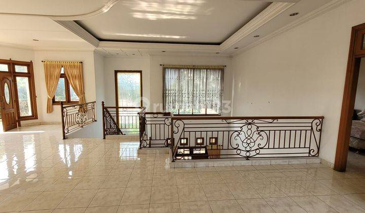 Rumah di jual di citra grand  1