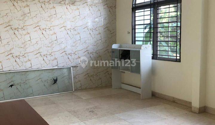 Dijual rumah 2 lantai siap huni di perumahan kota wisata cibubur 2