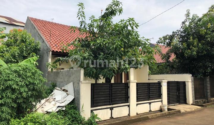 Kranggan House Near Jatiwarna Toll Road Kranggan House Near Jatiwarna Toll Road