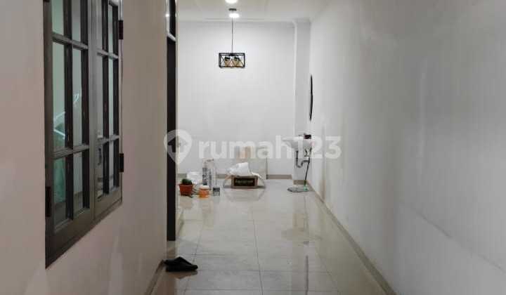 Disewakan Rumah LT 120 M2 di Sunter Hijau , Jakarta Utara Murah