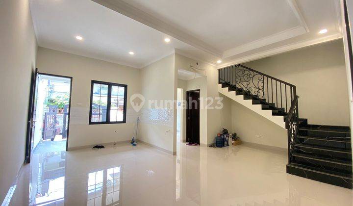 Rumah Minimalis Lt 105 M2 di Rawamangun, Jakarta Timur Murah 2