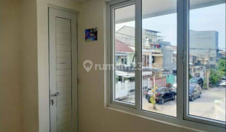 Rumah Siap Huni Lt 65 M2 di Kelapa Gading , Jakarta Utara Murah  2