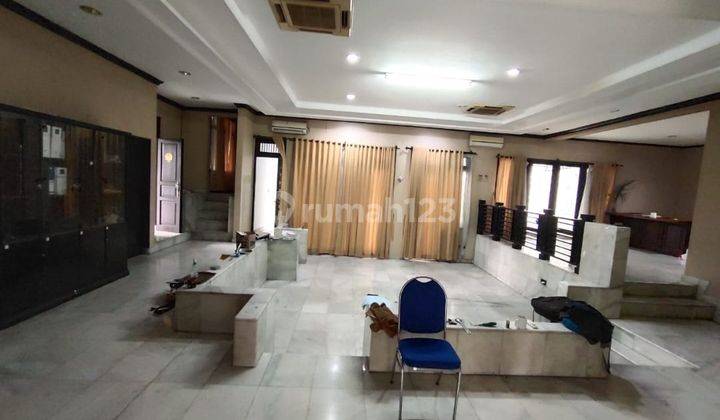 Rumah Ex Kantor Lt 700 M2 di Tebet , Jakarta Selatan Murah  1