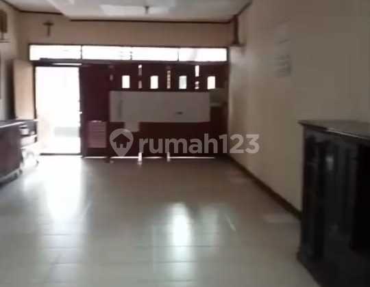Rumah lt 225 m2 di cempaka baru , kemayoran , jakarta pusat murah