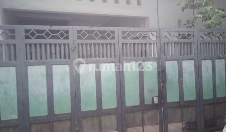 House lt 100 m2 in Sumur Batu, Kemayoran, Central Jakarta cheap