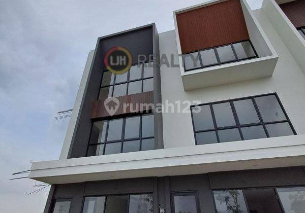 Disewakan Ruko Baru Harga Murah di Depok 1