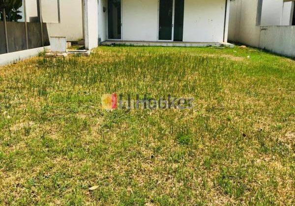 foto lainnya dijual rumah mewah hadap danau