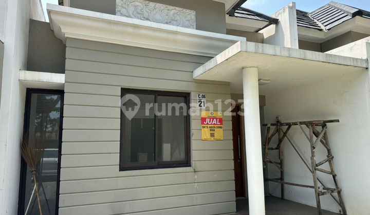 For Sale Nice and Cheap House in Citra Lake Sawangan, Depok 2